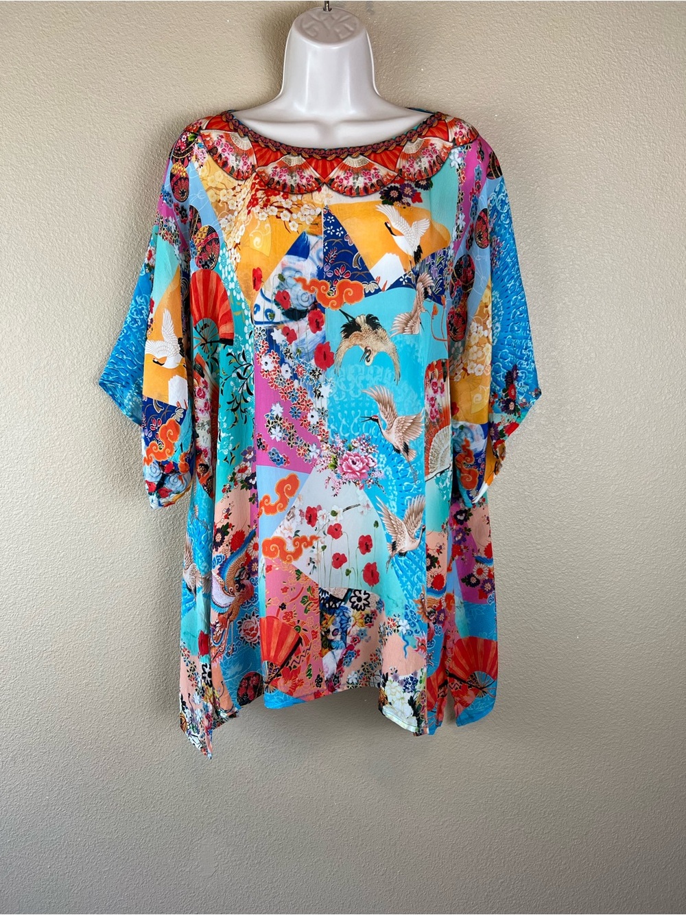 shana viscose silk top asian swan print